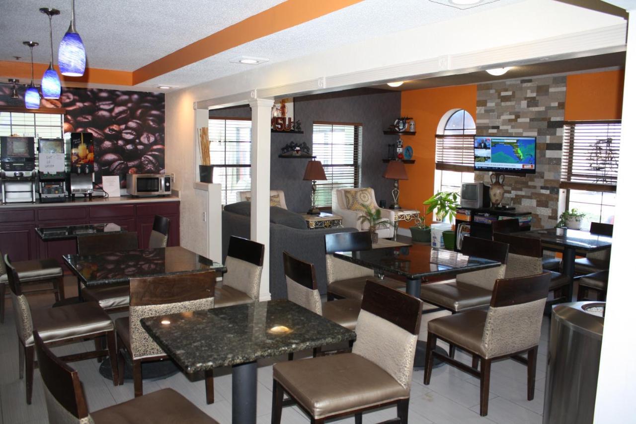 Motel Executive And Wichita Falls