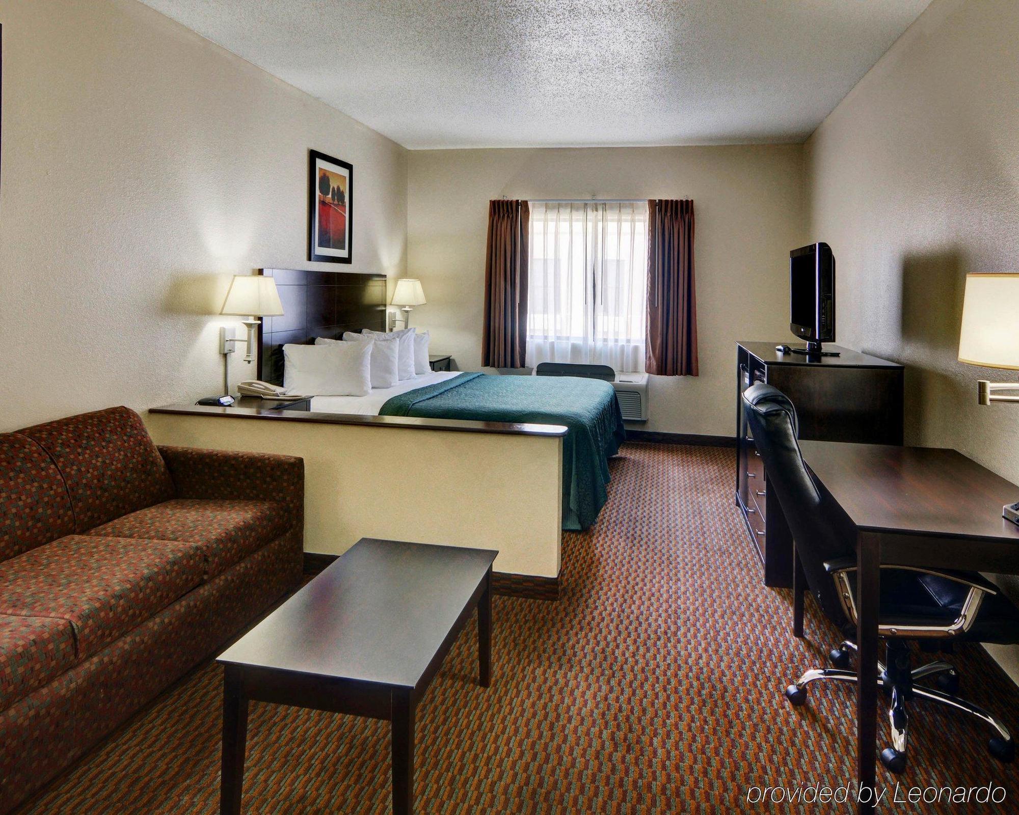 Motel Executive And Wichita Falls