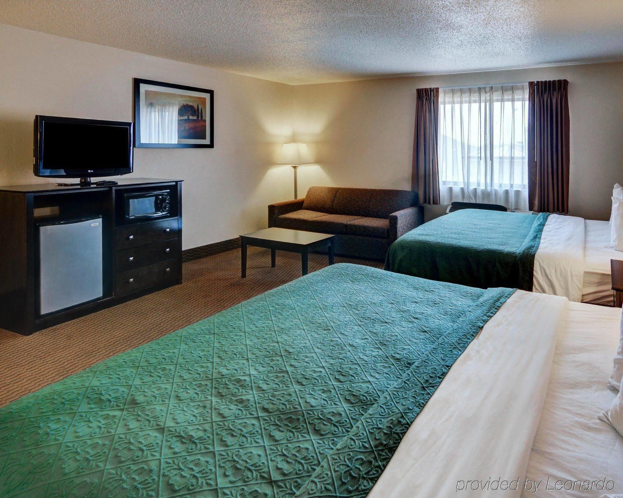 Motel Executive And 2*